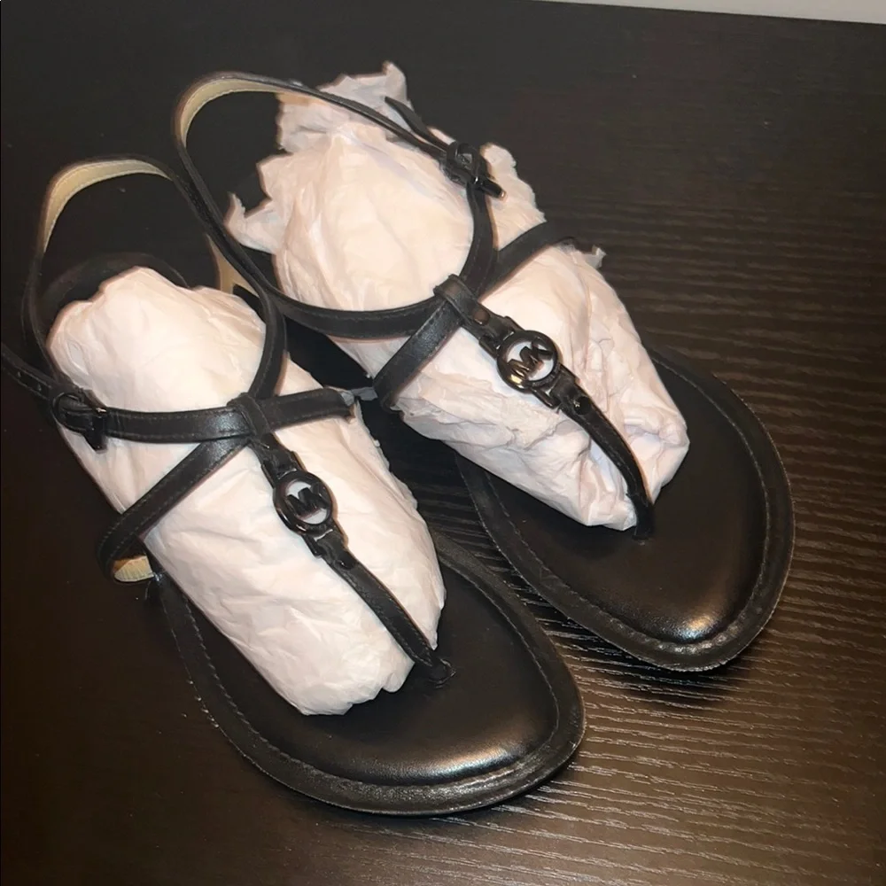 Michael Kors Black Leather Sandals - Picture 1 of 6